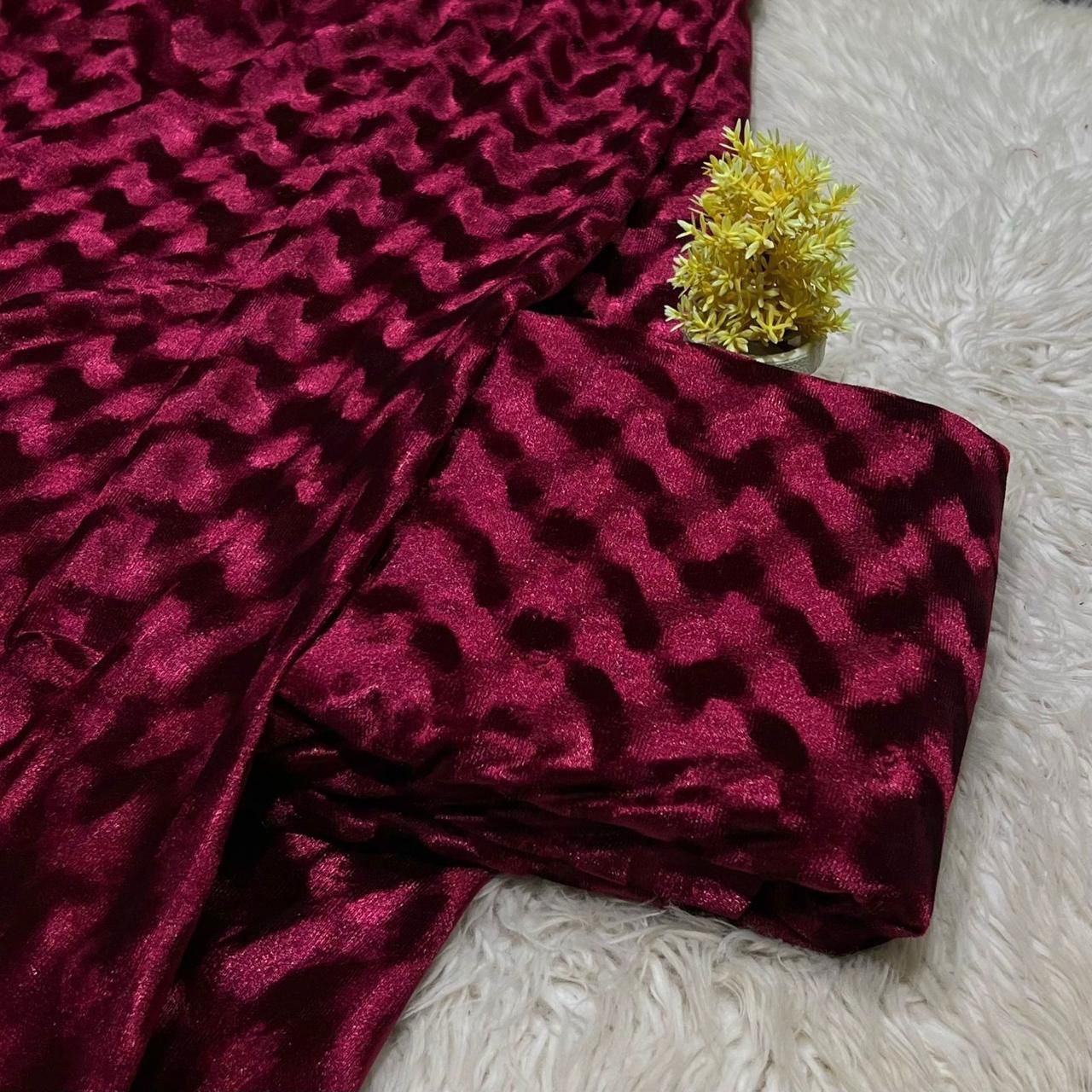 VELVET BAROSHA 2PC